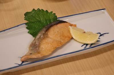 写真：三陸鮭バター焼き