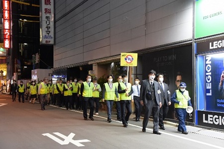写真：令和3年4月21日に実施されたアキバ21による外神田パトロールの様子