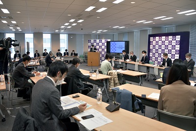 写真：予算プレス発表の会場全体の様子