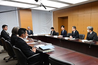 写真：千代田区入札不正行為に関する再発防止対策有識者会議の様子