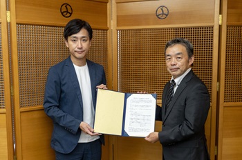 写真：締結式の様子2