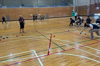 写真：ニュースポーツ（ボッチャ）大会の様子1