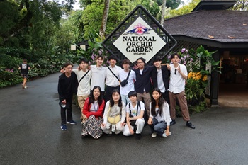 写真：シンガポール植物園の見学の様子