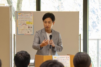 写真：区長挨拶の様子