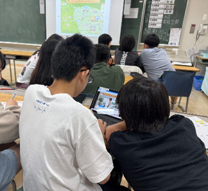 画像：情報リテラシー授業の様子