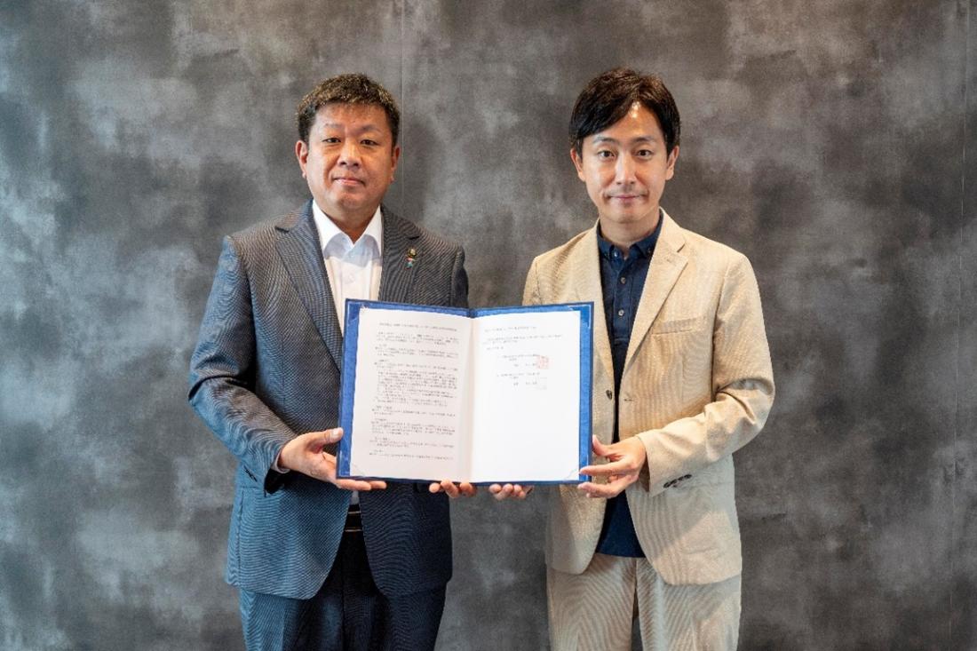写真：連携協定締結の様子