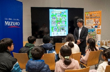 写真:みずほプロジェクトのブースの様子