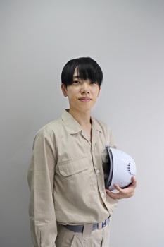 写真：インタビューの様子