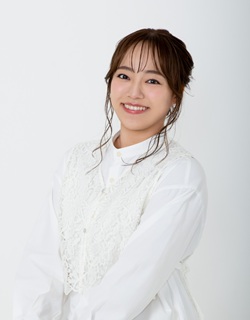 写真：特別ゲスト秋元 杏月さん