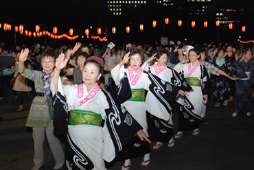 写真：丸の内音頭大盆踊り大会